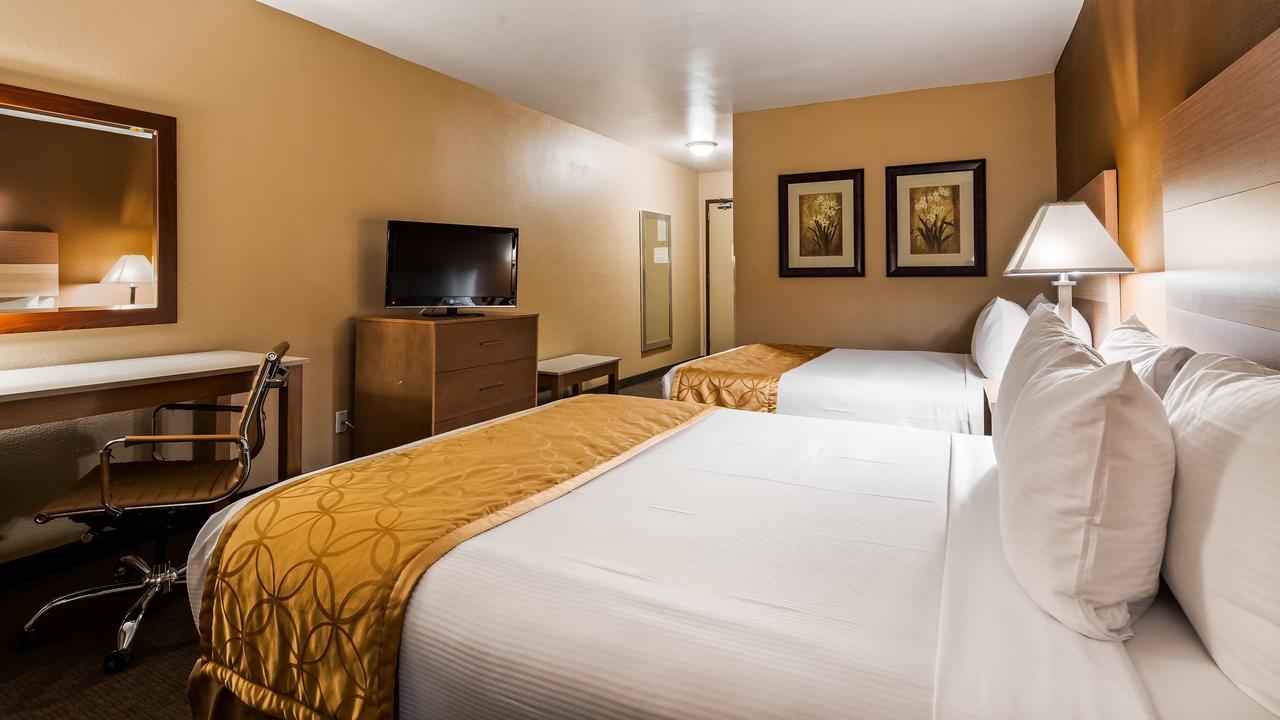 Best Western Of Long Beach Exteriér fotografie
