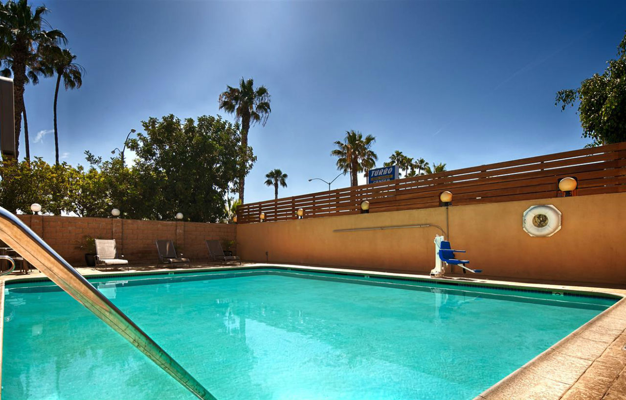 Best Western Of Long Beach Exteriér fotografie